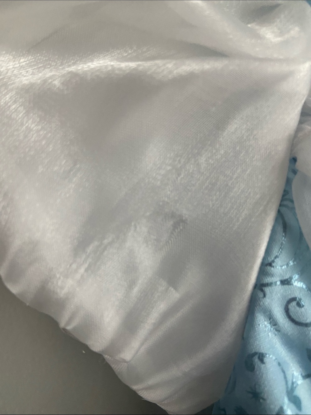 Disney store Princess Cinderella Costume Dress size 4 girls sequins and sparkles - Picture 5 of 10